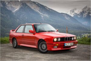 BMW E30 M3 - red color